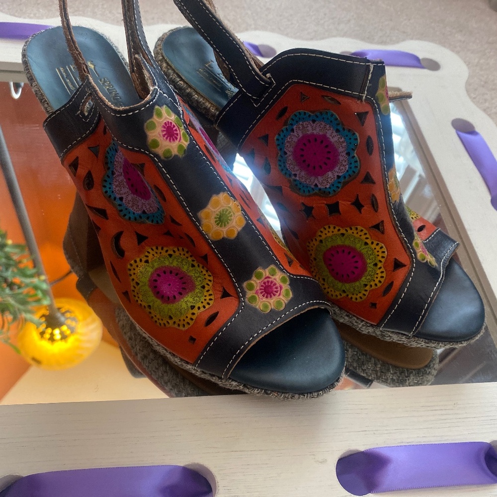 GORGEOUS ITALIAN SHOES, size 40